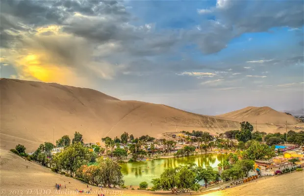 Laguna Huacachina: Oasis en medio del desierto y actividades al aire libre Laguna Huacachina: Oasis en medio del desierto y actividades al aire libre