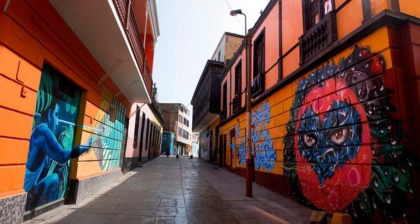 Graffiti en calles de La Punta