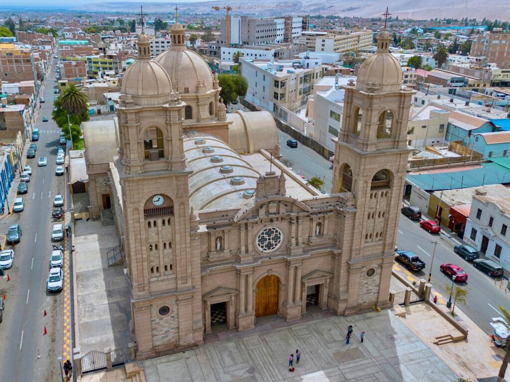 Tacna: historia de resistencia, paisajes desérticos y cultura fronteriza en el sur del Perú